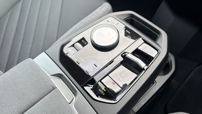 BMW iX 400kW xDrive60 M Sport 112kWh 5dr Auto [Pro Pack] Electric Estate